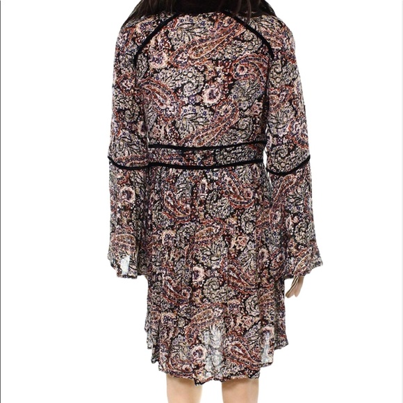 Paisley boho bell sleeve wrap dress with velvet trim - Picture 3 of 16